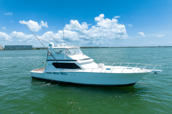 Hatteras 54 CONVERTIBLE Yacht For Sale