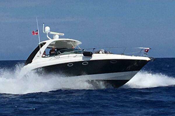 HAPPY OURS 35ft Chaparral Yacht For Sale