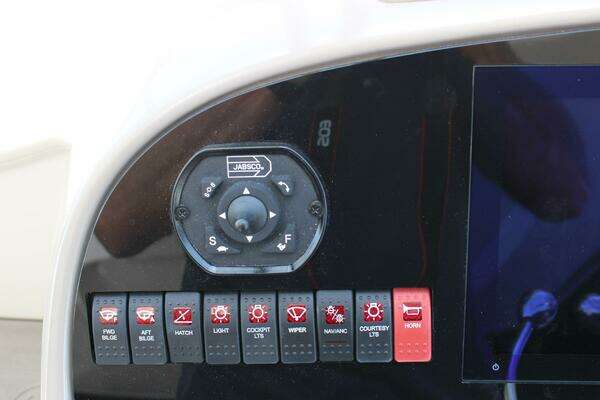 HAPPY OURS 35ft Chaparral Yacht For Sale