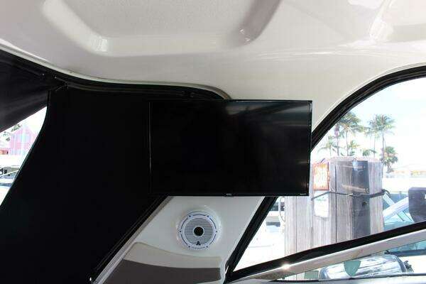 HAPPY OURS 35ft Chaparral Yacht For Sale