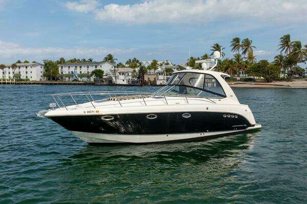 Photo of the 2008 Chaparral 350 Signature Extended Plane "HAPPY OURS"