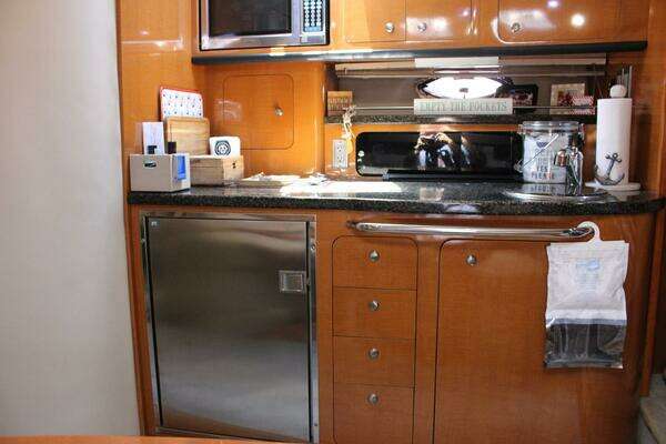 HAPPY OURS 35ft Chaparral Yacht For Sale