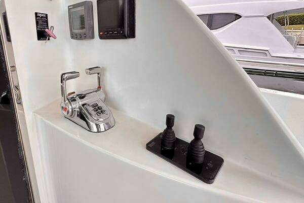 Marquis Flybridge Motor Yacht Yacht For Sale