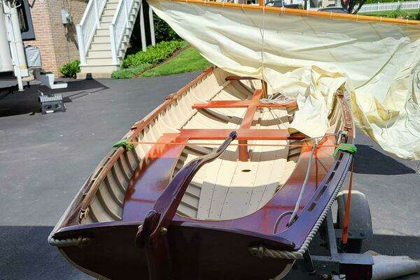 17ft Classic Yacht For Sale