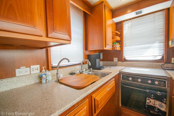 Si Como No 45ft DeFever Yacht For Sale