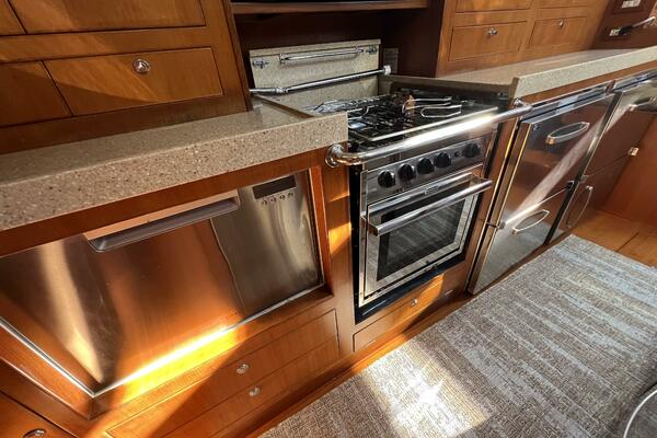 70ft Hylas Yacht For Sale 70ft Hylas Yacht For Sale