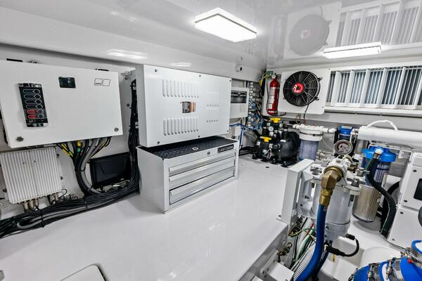 Sin Pelo 64ft Viking Yacht For Sale