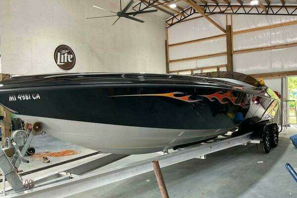 Photo of the 2004 Nordic 28 Heat