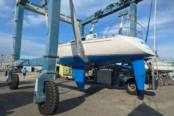 Photo of the 1987 Frers 30