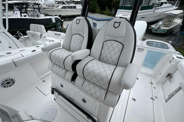 28ft Sea Fox Yacht For Sale