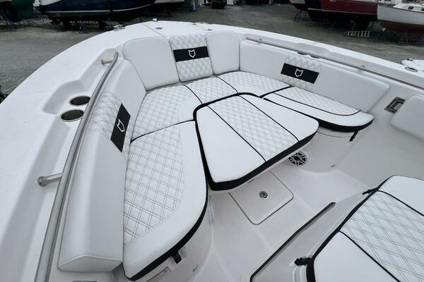 28ft Sea Fox Yacht For Sale