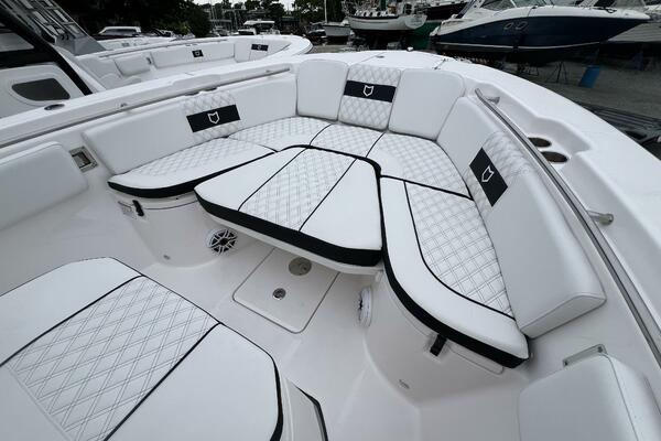 28ft Sea Fox Yacht For Sale