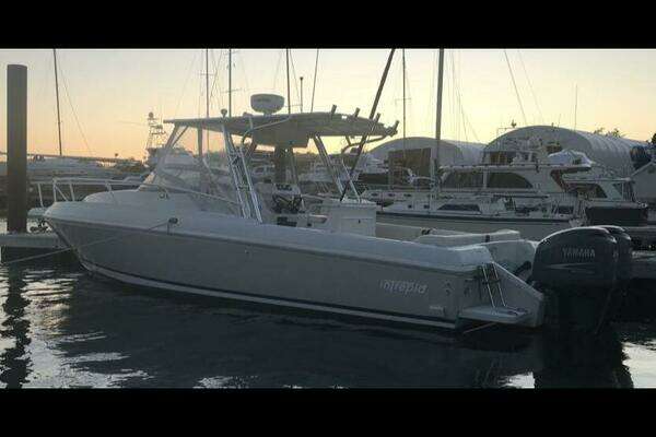 33-ft-Intrepid-1997-339wa-Tasman -Somerset Massachusetts United States yacht for sale