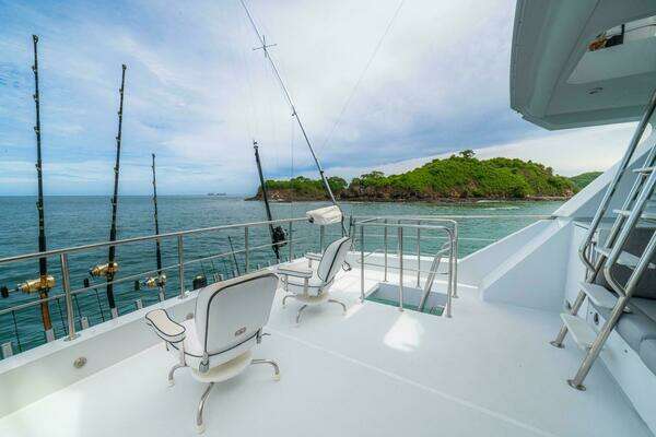 Queenship 98 Custom Yachtfish Yacht For Sale