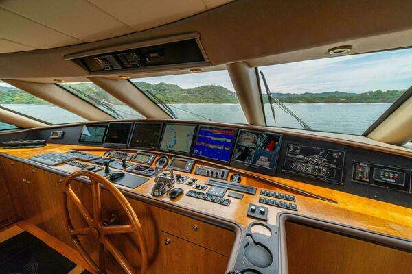 Queenship 98 Custom Yachtfish Yacht For Sale