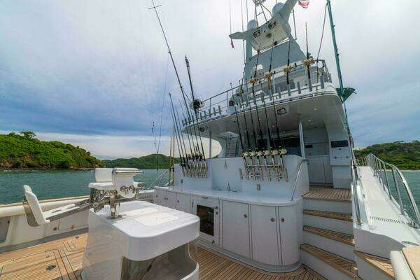Queenship 98 Custom Yachtfish Yacht For Sale