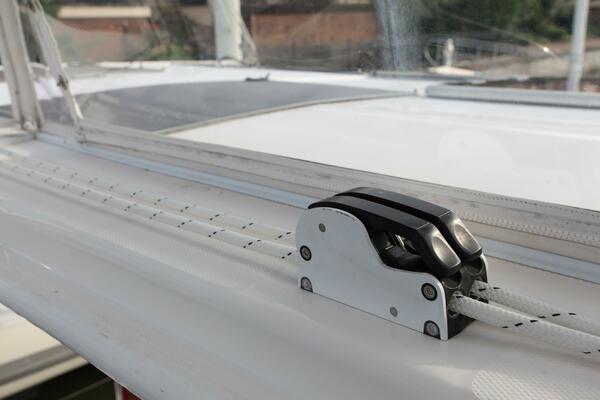 Folie A Deux 44ft Leopard Yacht For Sale