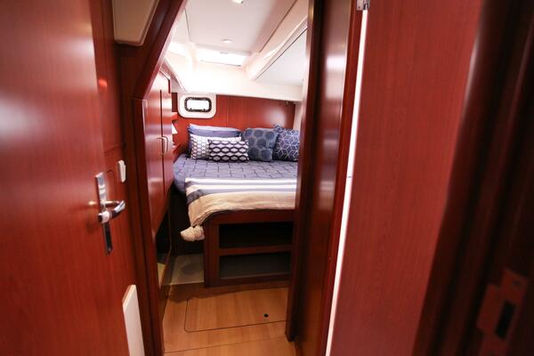 Folie A Deux 44ft Leopard Yacht For Sale