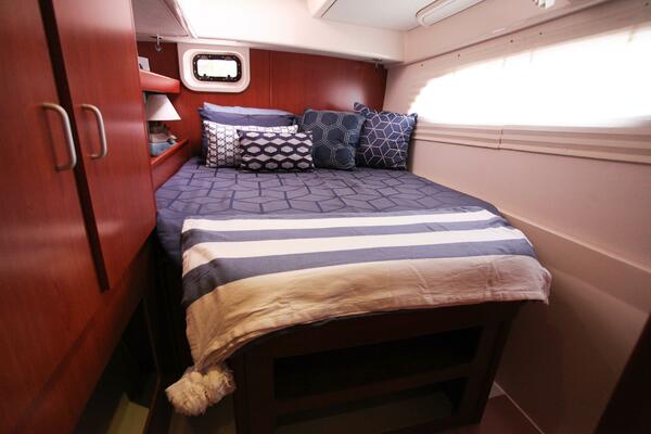 Folie A Deux 44ft Leopard Yacht For Sale