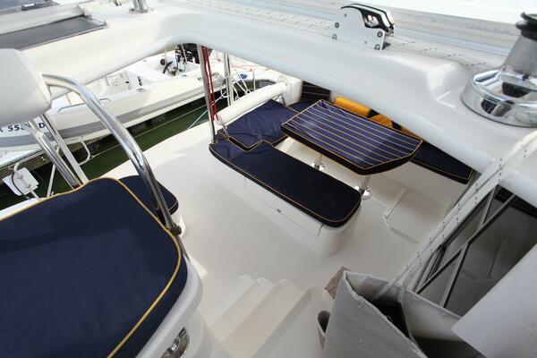 Folie A Deux 44ft Leopard Yacht For Sale