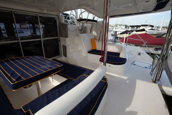 Folie A Deux 44ft Leopard Yacht For Sale