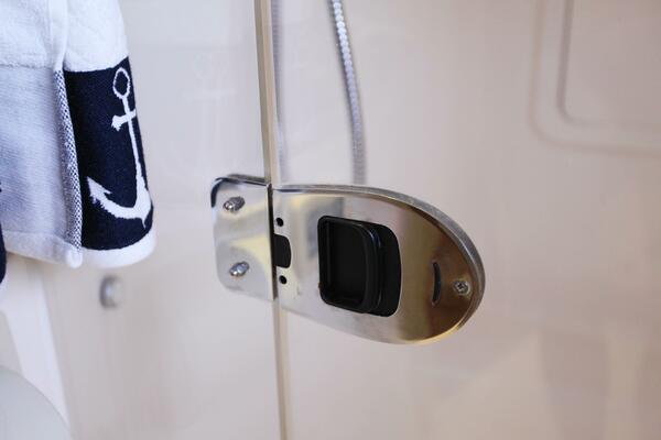 Folie A Deux 44ft Leopard Yacht For Sale