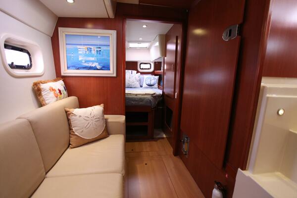 Folie A Deux 44ft Leopard Yacht For Sale