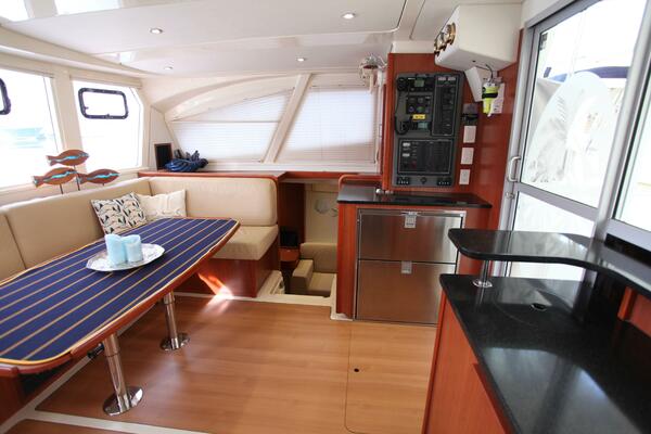 Folie A Deux 44ft Leopard Yacht For Sale
