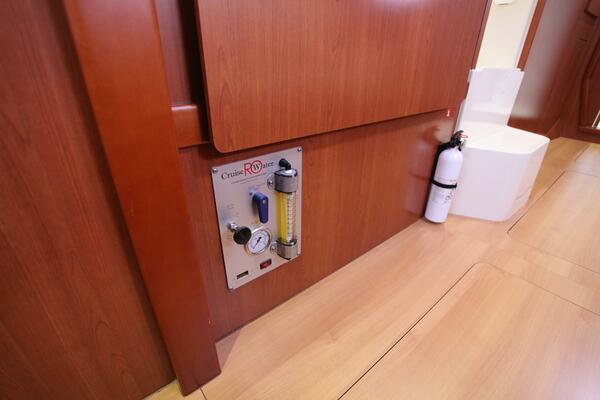 Folie A Deux 44ft Leopard Yacht For Sale