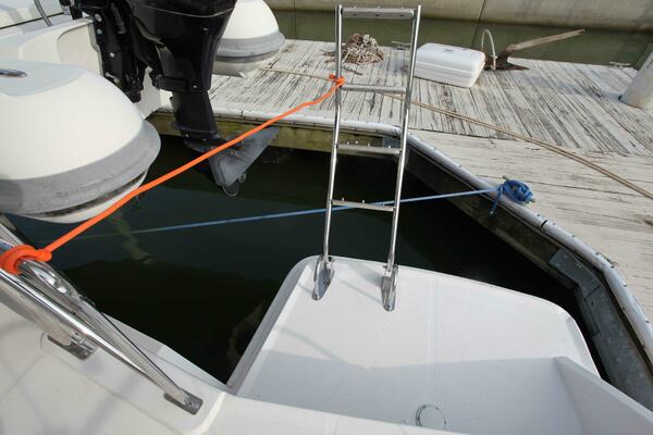 Folie A Deux 44ft Leopard Yacht For Sale