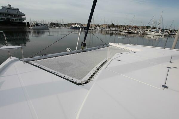 Folie A Deux 44ft Leopard Yacht For Sale