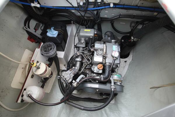 Folie A Deux 44ft Leopard Yacht For Sale