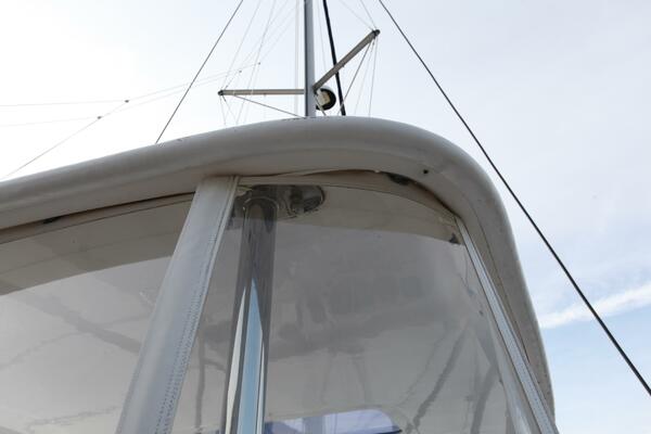 Folie A Deux 44ft Leopard Yacht For Sale