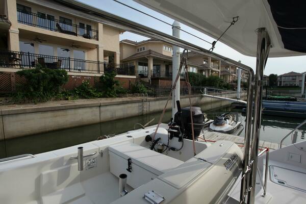 Folie A Deux 44ft Leopard Yacht For Sale