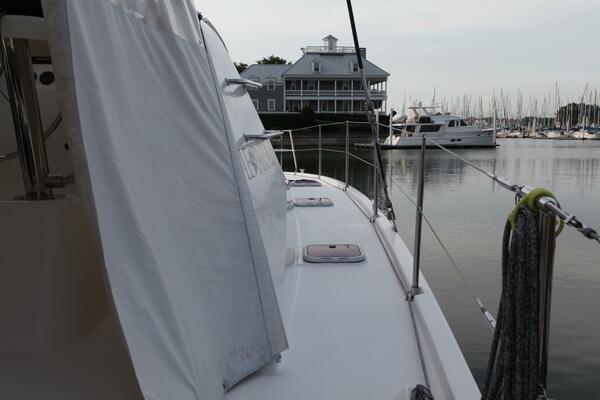 Folie A Deux 44ft Leopard Yacht For Sale