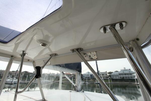 Folie A Deux 44ft Leopard Yacht For Sale