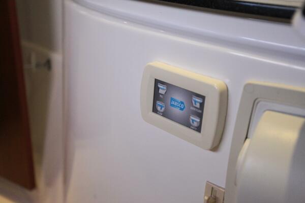 Folie A Deux 44ft Leopard Yacht For Sale