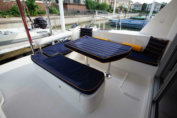 Folie A Deux 44ft Leopard Yacht For Sale
