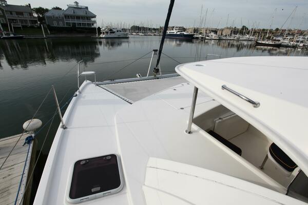 Folie A Deux 44ft Leopard Yacht For Sale