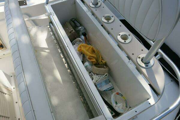 Photo of the 1993 Mako 