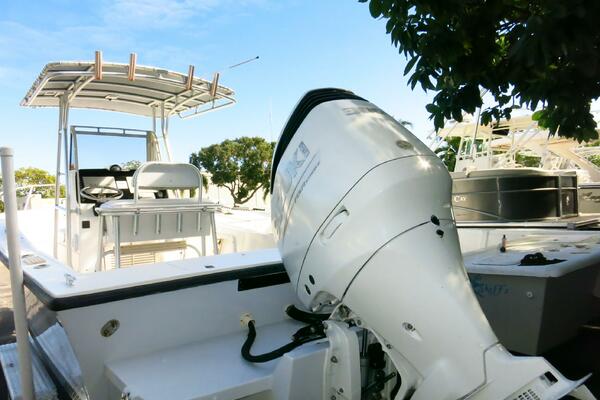 22ft Mako Yacht For Sale