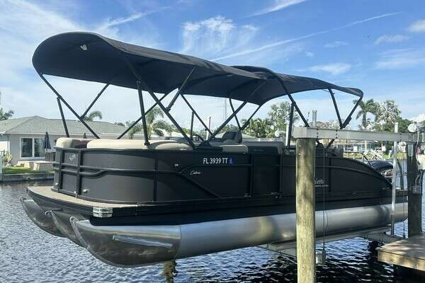 25-ft-Barletta-2023-C24UE Coastal Edition-Saint Petersburg Florida United States yacht for sale