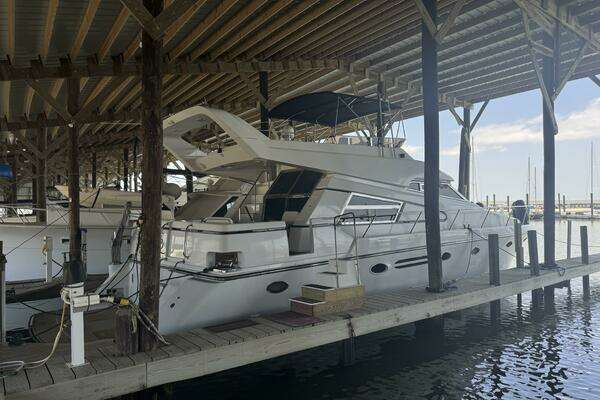 Photo of the 1993 Johnson 56 High Tech Motor Yacht