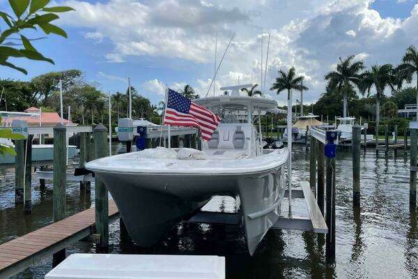TideLine Boats 365 Yacht For Sale