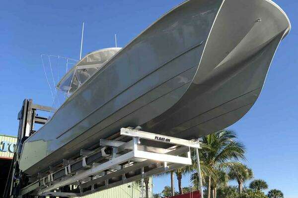 TideLine Boats 365 Yacht For Sale