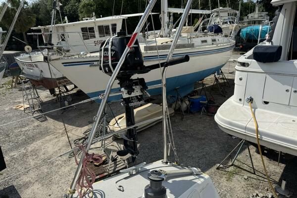 TRANQUILA 35ft RM Yachts Yacht For Sale