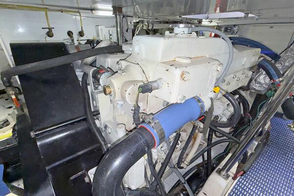 Lightning  50ft Ocean Alexander Yacht For Sale