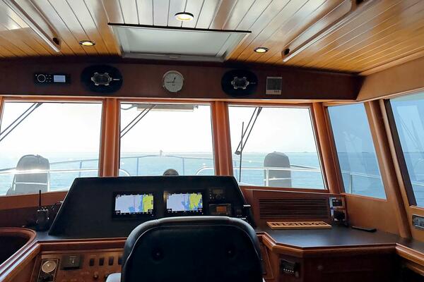 Lightning  50ft Ocean Alexander Yacht For Sale