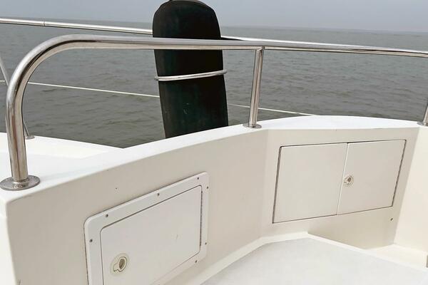 Lightning  50ft Ocean Alexander Yacht For Sale