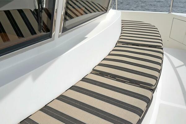 Lightning  50ft Ocean Alexander Yacht For Sale